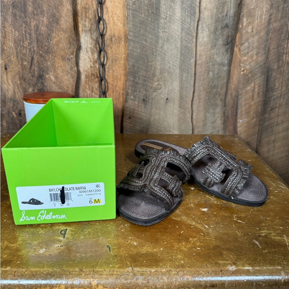 Sam Edelman Chocolate Raffia Slides - Picture 2 of 9